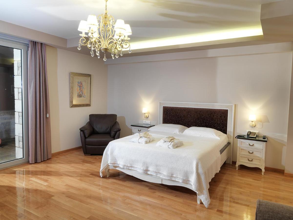 Hondos Classic Hotel & Spa Nestani Exterior photo